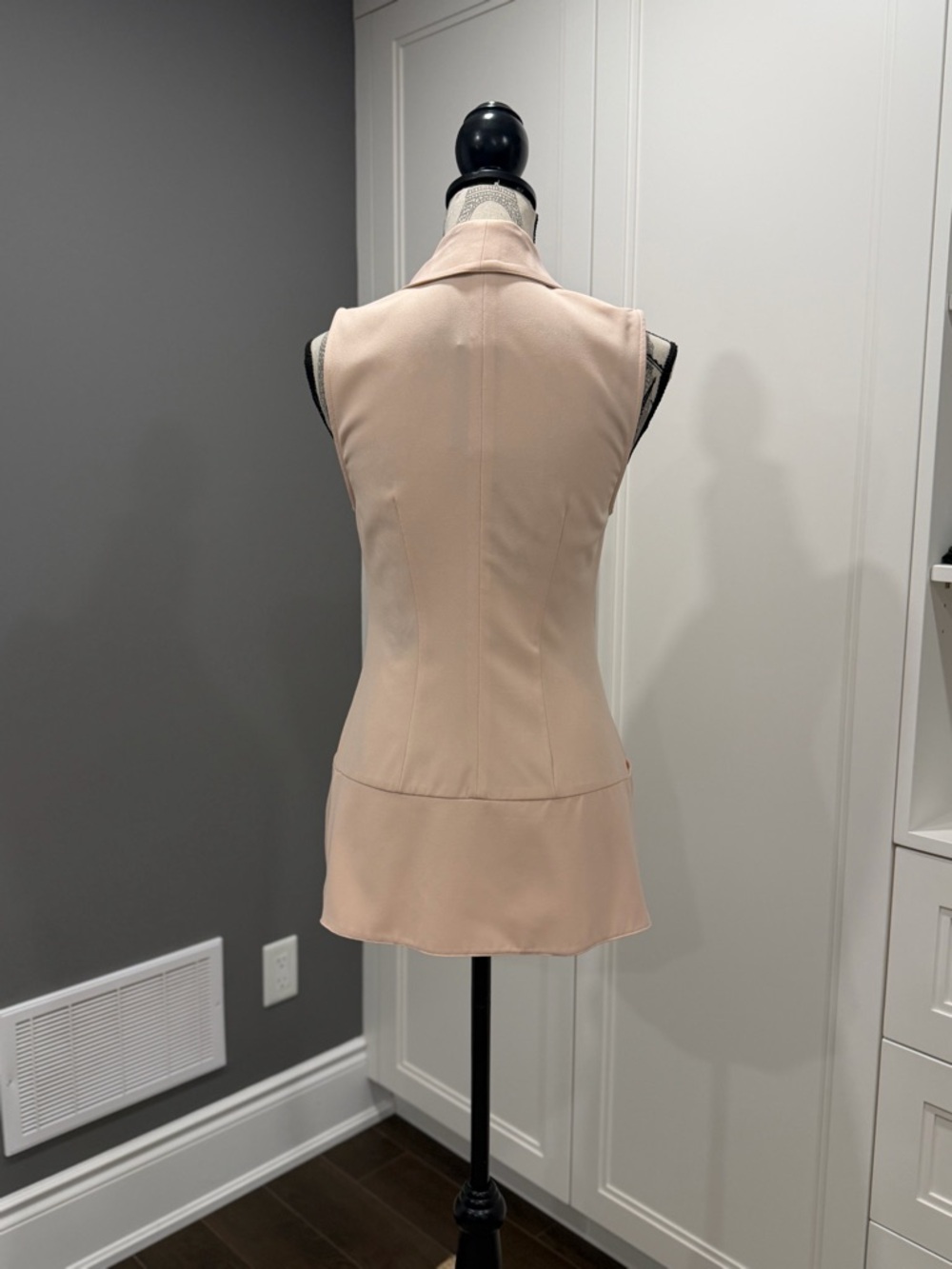 Dynamite Sleeveless Blazer Vest - Light Blush - Picture 4 of 12